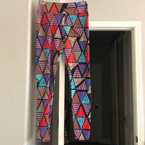 Lularoe fun patterned leggings!